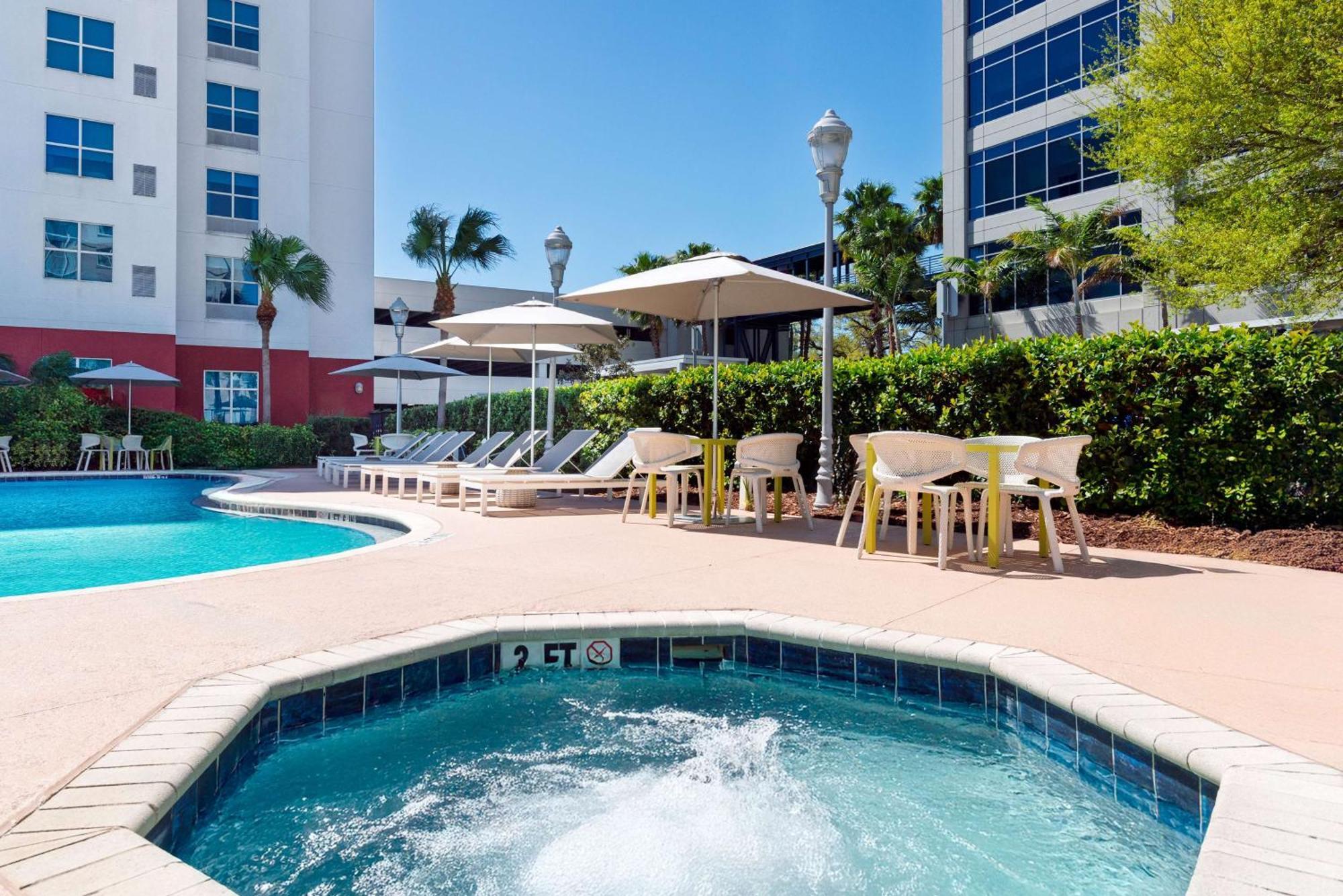 Hilton Garden Inn Tampa Airport/Westshore Zewnętrze zdjęcie